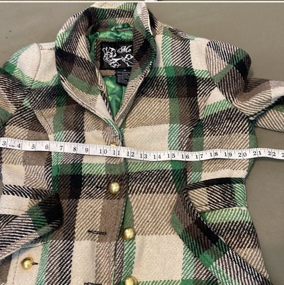 EUC Me Jane green plaid Jacket belted w/ pockets, gold buttons , coat - Picture 8 of 8